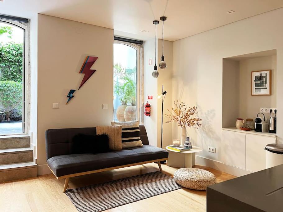 Apartamento Charming Lapa With A Private Patio Lisboa